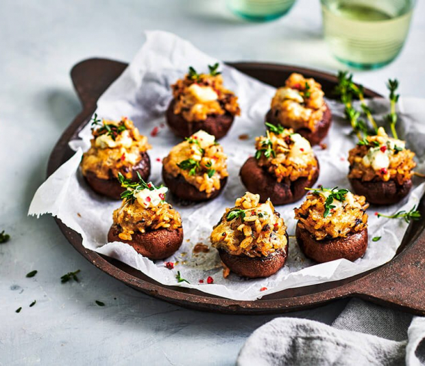 Gevulde kastanjechampignons met truffelrisotto en magor