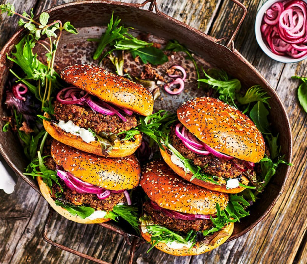 Quinoa-gehaktburger met oregano