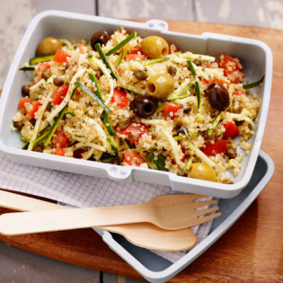 Quinoasalade met courgette en tomaat