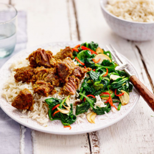 Rendang met spinazie