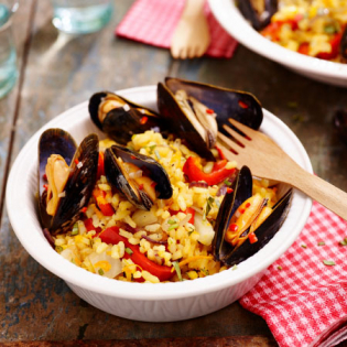 Paellasalade met venkel en mosselen