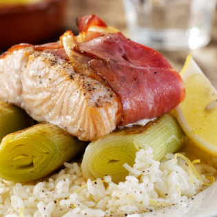 Zalm en prei uit de oven
