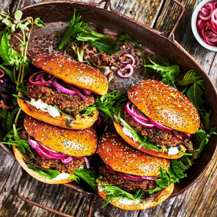 Quinoa-gehaktburger met oregano