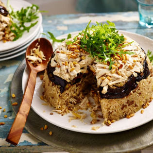 Makloube – Libanese pilav met kip en aubergine