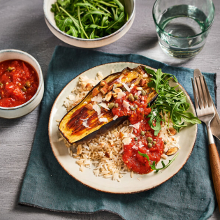 Italiaanse auberginetournedos met tomatensaus en kappertjes