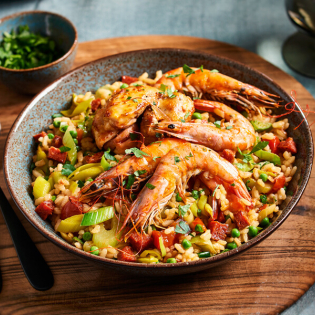 Paella met kip en garnalen