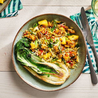 Kip kerrie ‘ana-nasi’ met paksoi