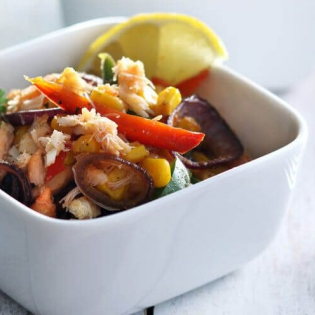Mexicaanse krab met paprika en maïs
